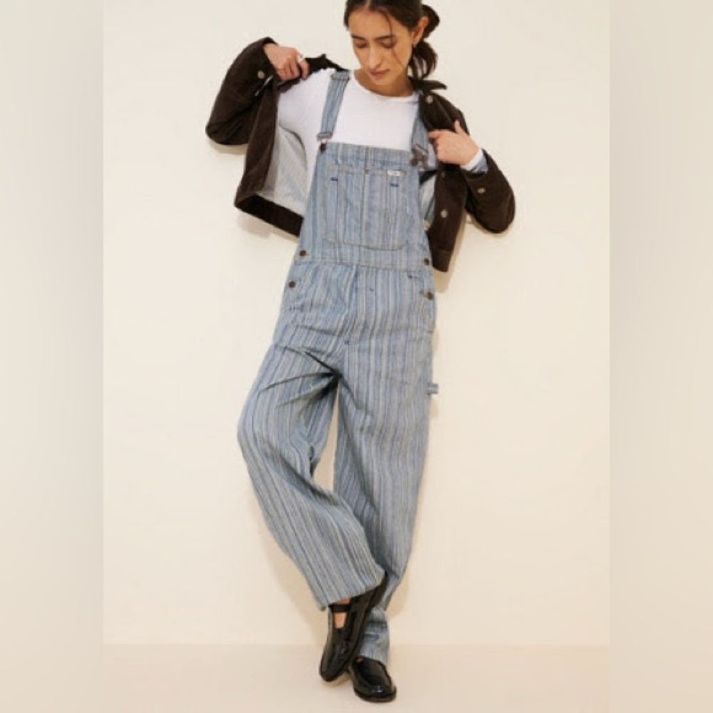 Wrangler Blue Striped Women's Overalls size 6